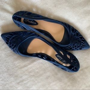 NWOT Jelly Flats, size 9 ✈️